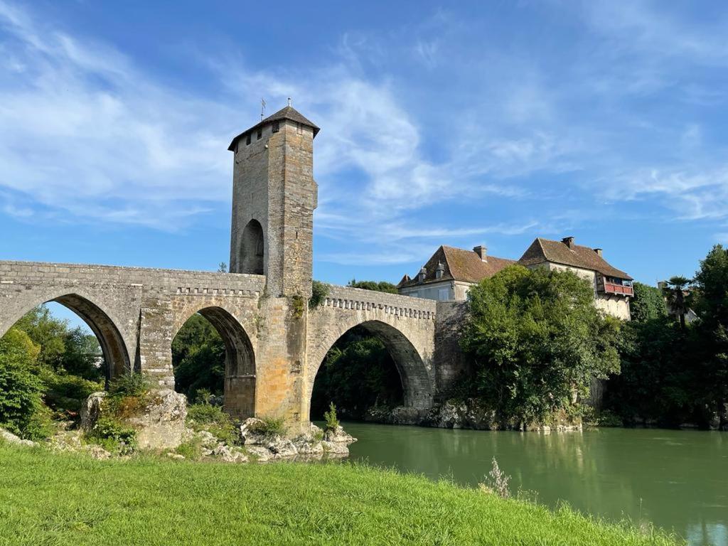 Jardin Des Remparts Bed and Breakfast Orthez Exterior foto